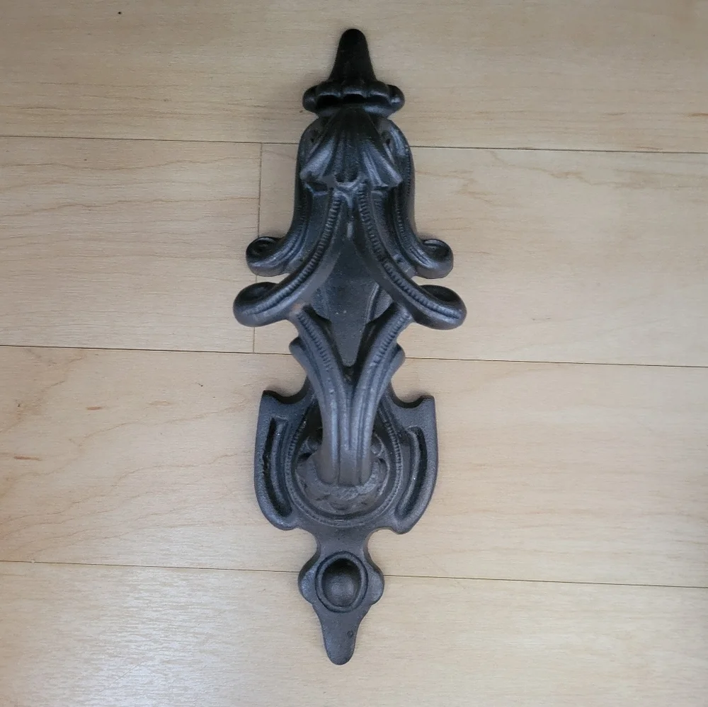 Antique Cast Iron Victorian Door Knocker
